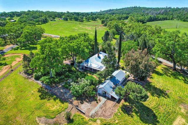 5150 Meadow Croft Ln, Pilot Hill, CA 95664