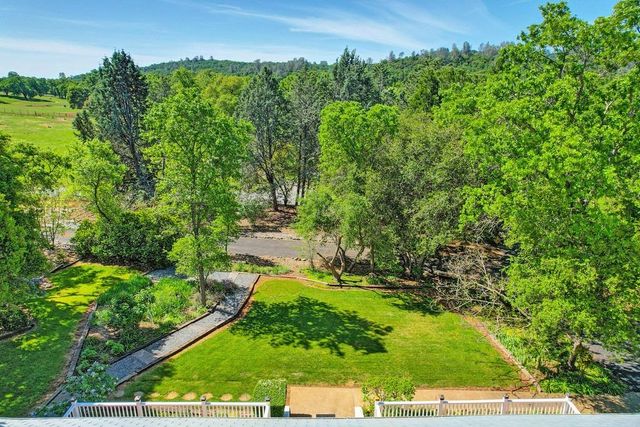 5150 Meadow Croft Ln, Pilot Hill, CA 95664