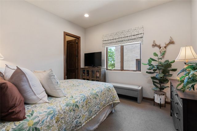 74 Paseo Las Terrazas, Santa Fe, NM 87506