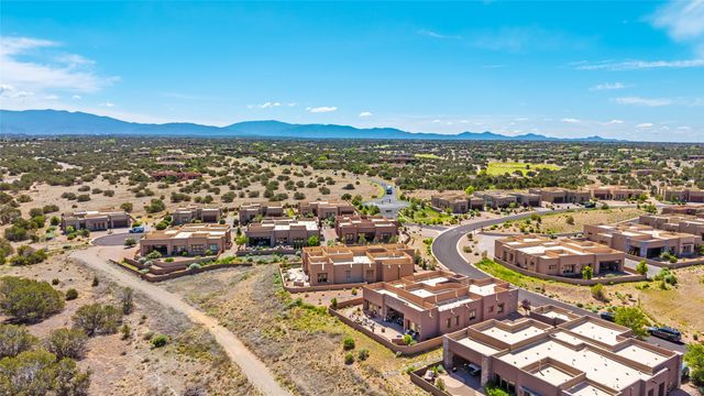 74 Paseo Las Terrazas, Santa Fe, NM 87506
