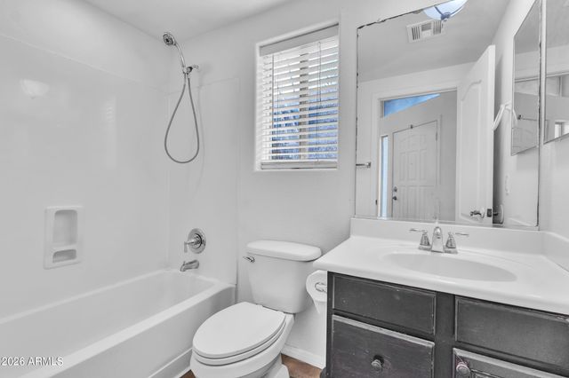 9139 W FLORENCE Avenue, Tolleson, AZ 85353