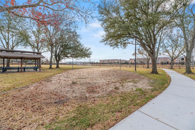 16146 Pipers View Drive, Houston, TX 77598