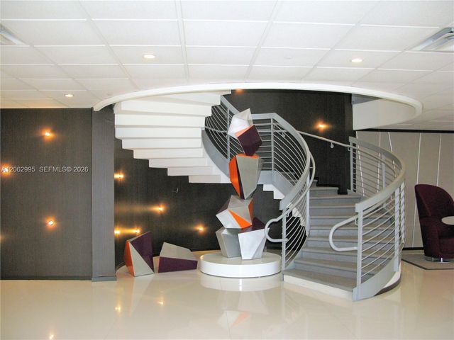 5701 Collins Avenue 919, Miami Beach, FL 33140