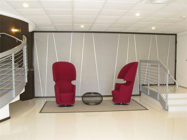 5701 Collins Avenue 919, Miami Beach, FL 33140