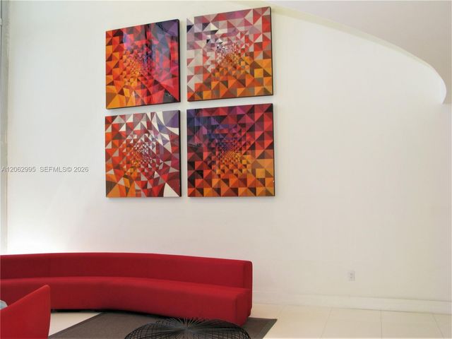 5701 Collins Avenue 919, Miami Beach, FL 33140