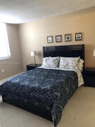 5701 Collins Avenue 919, Miami Beach, FL 33140