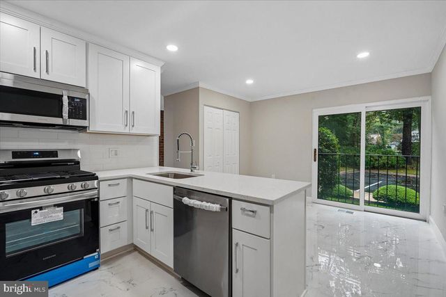 10713 DEBORAH DR, Potomac, MD 20854