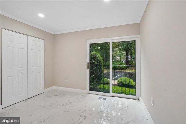 10713 DEBORAH DR, Potomac, MD 20854