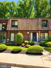 10713 DEBORAH DR, Potomac, MD 20854