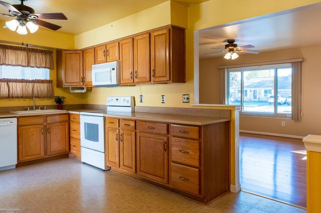 14323 Mary Grove Drive, Sterling Heights, MI 48313