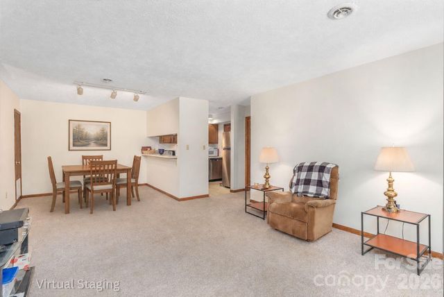 33 Ravencroft Lane E33, Asheville, NC 28803