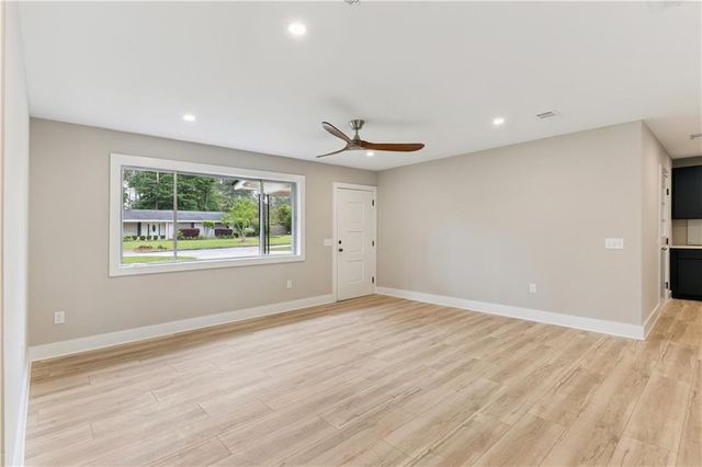 147 Greenwood Street, Jesup, GA 31545