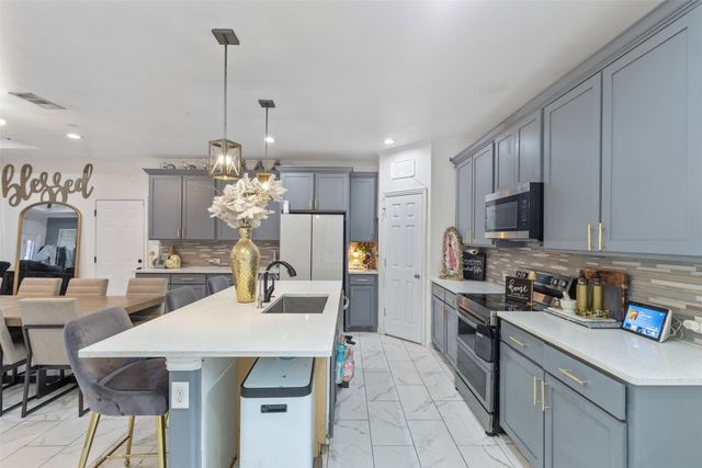 714 Oak Park Drive, Dallas, TX 75232