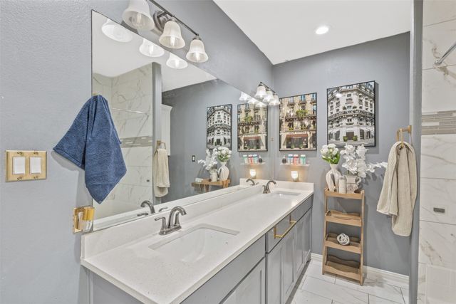 714 Oak Park Drive, Dallas, TX 75232