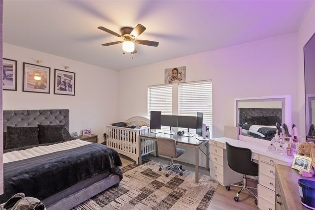 714 Oak Park Drive, Dallas, TX 75232