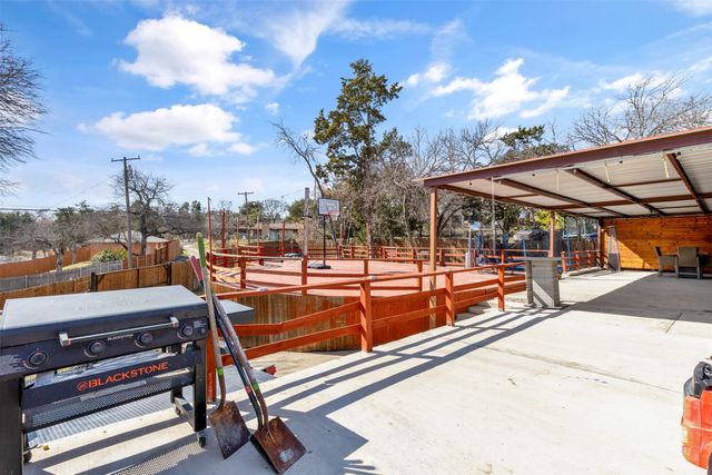 714 Oak Park Drive, Dallas, TX 75232