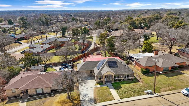 714 Oak Park Drive, Dallas, TX 75232