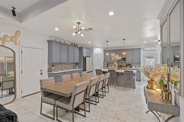 714 Oak Park Drive, Dallas, TX 75232