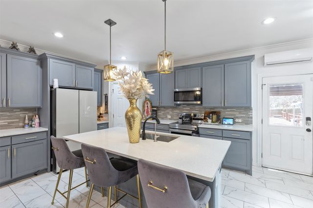 714 Oak Park Drive, Dallas, TX 75232