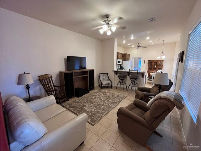 2107 Kingfisher Lane, Mission, TX 78572