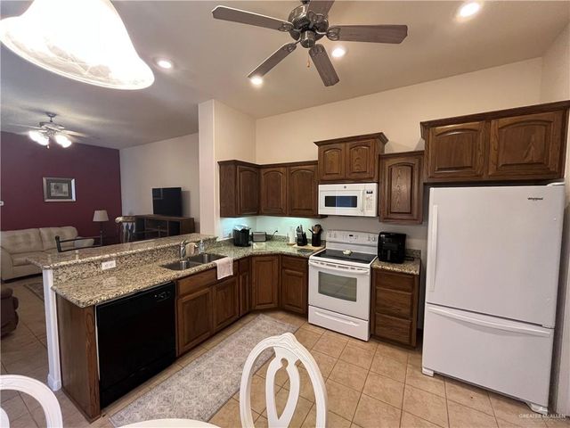2107 Kingfisher Lane, Mission, TX 78572
