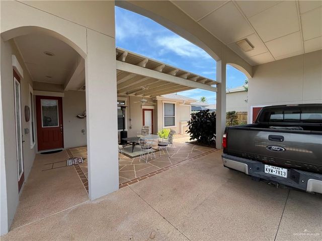 2107 Kingfisher Lane, Mission, TX 78572
