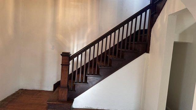 314 SUMMIT STREET, Pulaski, WI 54162