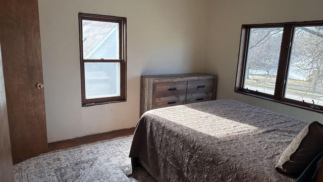 314 SUMMIT STREET, Pulaski, WI 54162