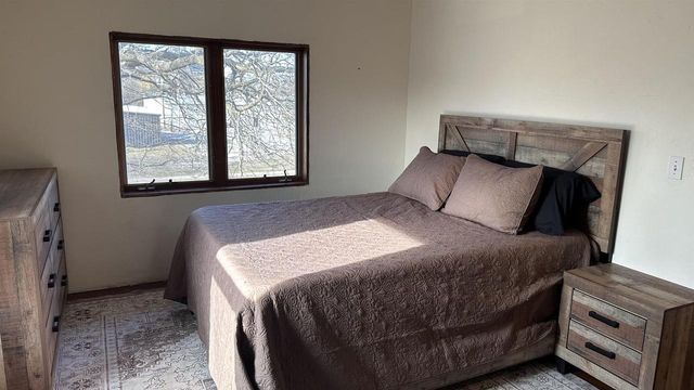 314 SUMMIT STREET, Pulaski, WI 54162