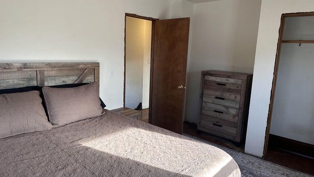 314 SUMMIT STREET, Pulaski, WI 54162