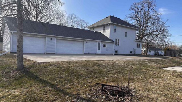 314 SUMMIT STREET, Pulaski, WI 54162