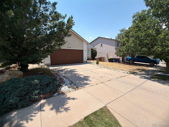 7137 Grand Prairie Dr, Colorado Springs, CO 80923