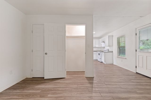1010 E College Street, Terrell, TX 75160