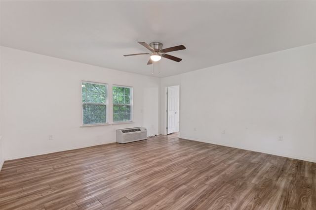 1010 E College Street, Terrell, TX 75160