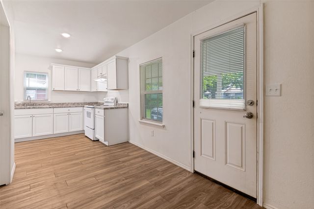 1010 E College Street, Terrell, TX 75160