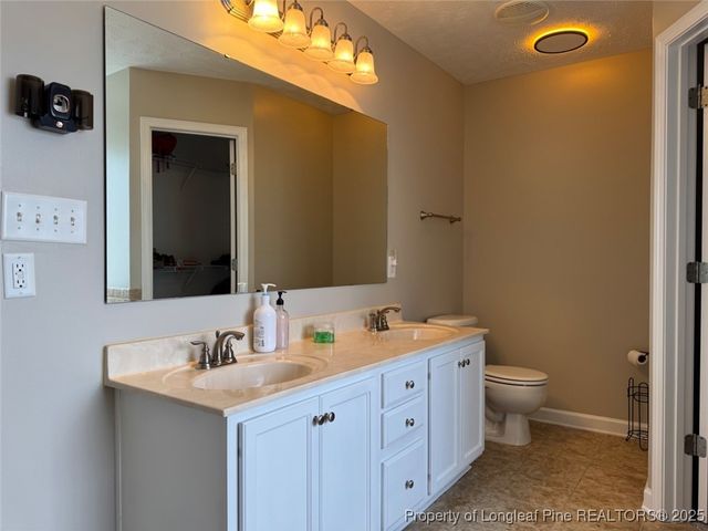 4023 Des Planes Avenue, Fayetteville, NC 28306