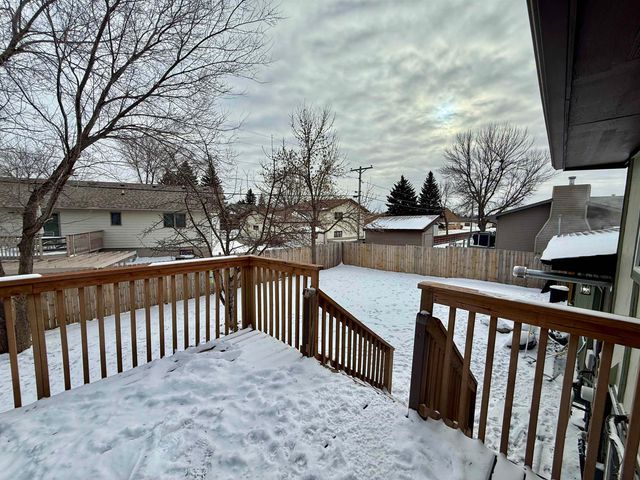 600 23rd Ave NW, Minot, ND 58703