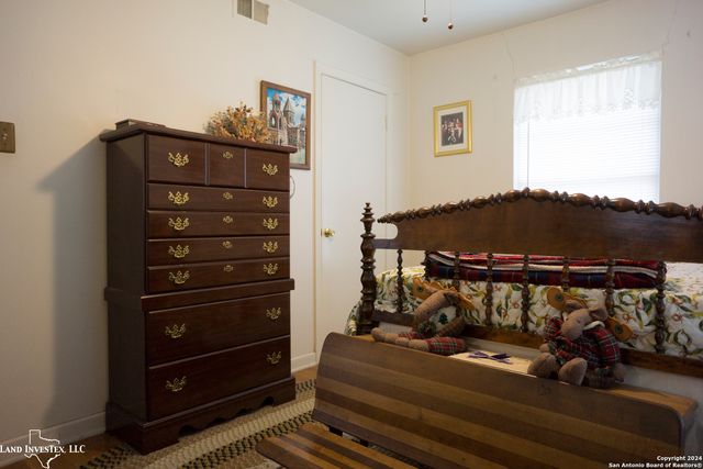 539 Radiance Ave, San Antonio, TX 78218