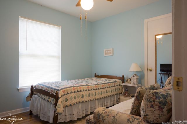 539 Radiance Ave, San Antonio, TX 78218