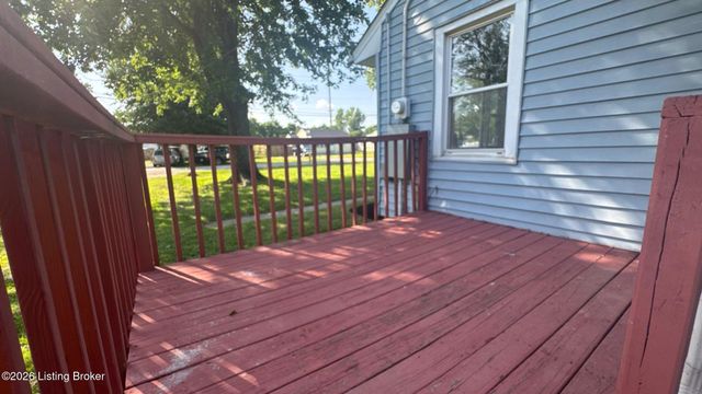 13213 Ashlawn Dr, Louisville, KY 40272