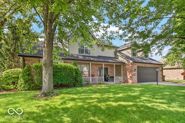 5225 W Stonehaven Lane, New Palestine, IN 46163