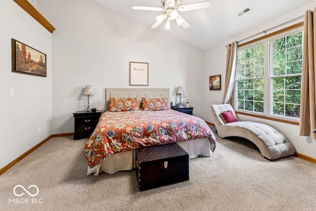 5225 W Stonehaven Lane, New Palestine, IN 46163