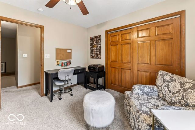 5225 W Stonehaven Lane, New Palestine, IN 46163