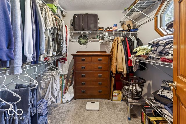 5225 W Stonehaven Lane, New Palestine, IN 46163