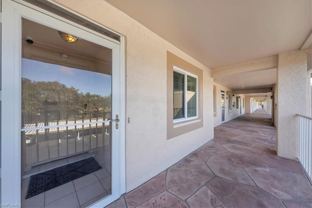 7320 Glenmoor LN 2304, NAPLES, FL 34104 — photo 2