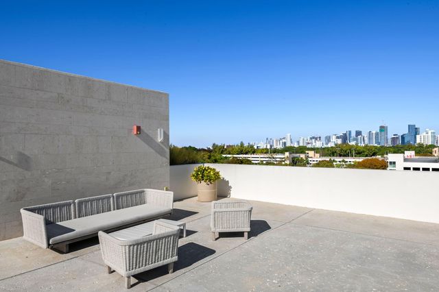 3581 E Glencoe Street 408, Miami, FL 33133
