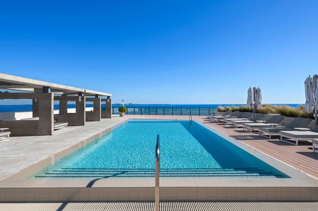 3581 E Glencoe Street 408, Miami, FL 33133