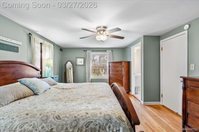 789 Lakeland Street, Grosse Pointe, MI 48230