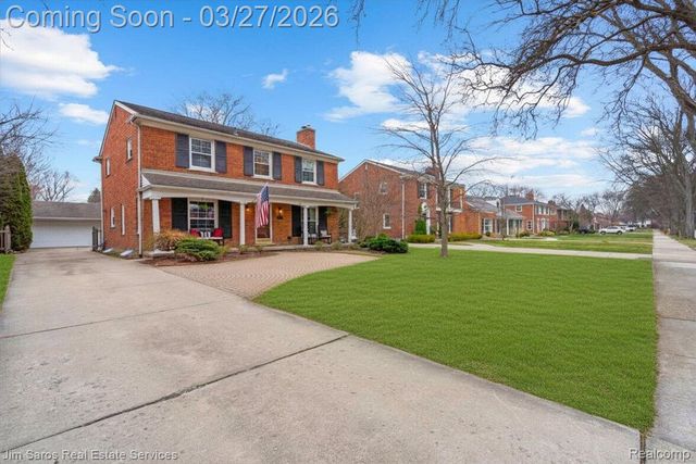 789 Lakeland Street, Grosse Pointe, MI 48230