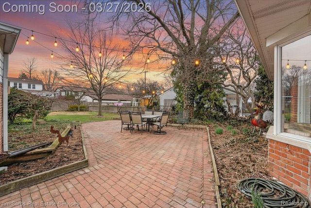 789 Lakeland Street, Grosse Pointe, MI 48230